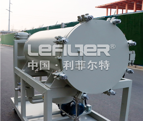 Coalescing dehydration oil filter machine