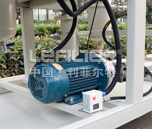 Coalescing dehydration oil filter machine